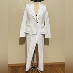 Calvin Klein White Pants Suit Pants Size 0